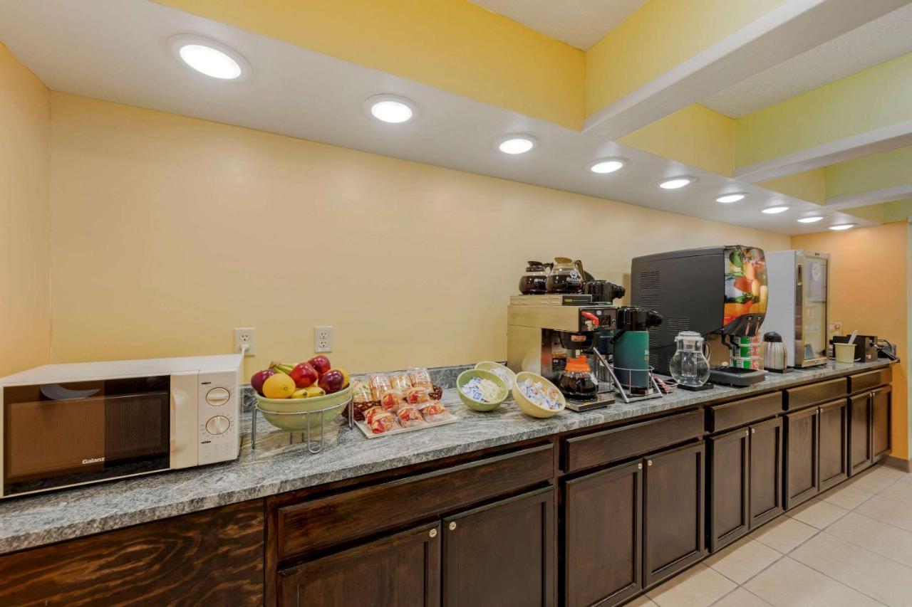 Quality Inn Hamilton المظهر الخارجي الصورة