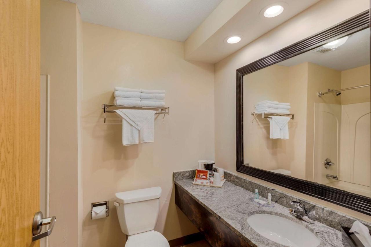Quality Inn Hamilton المظهر الخارجي الصورة