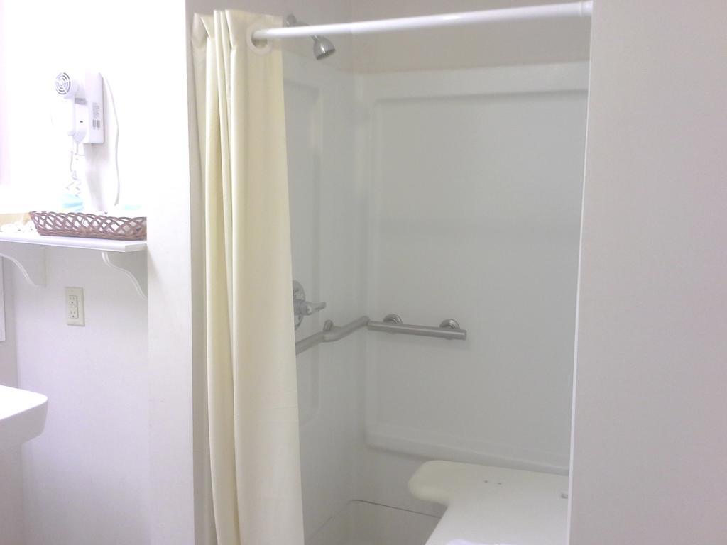 Quality Inn Hamilton المظهر الخارجي الصورة